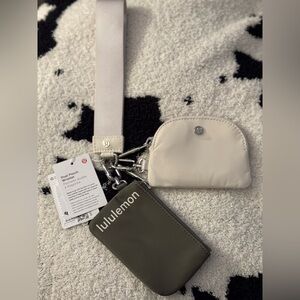 Lululemon Dual Pouch Wristlet white grey/sage